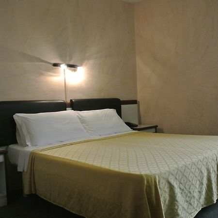 Hotel San Vito Negrar Exteriör bild
