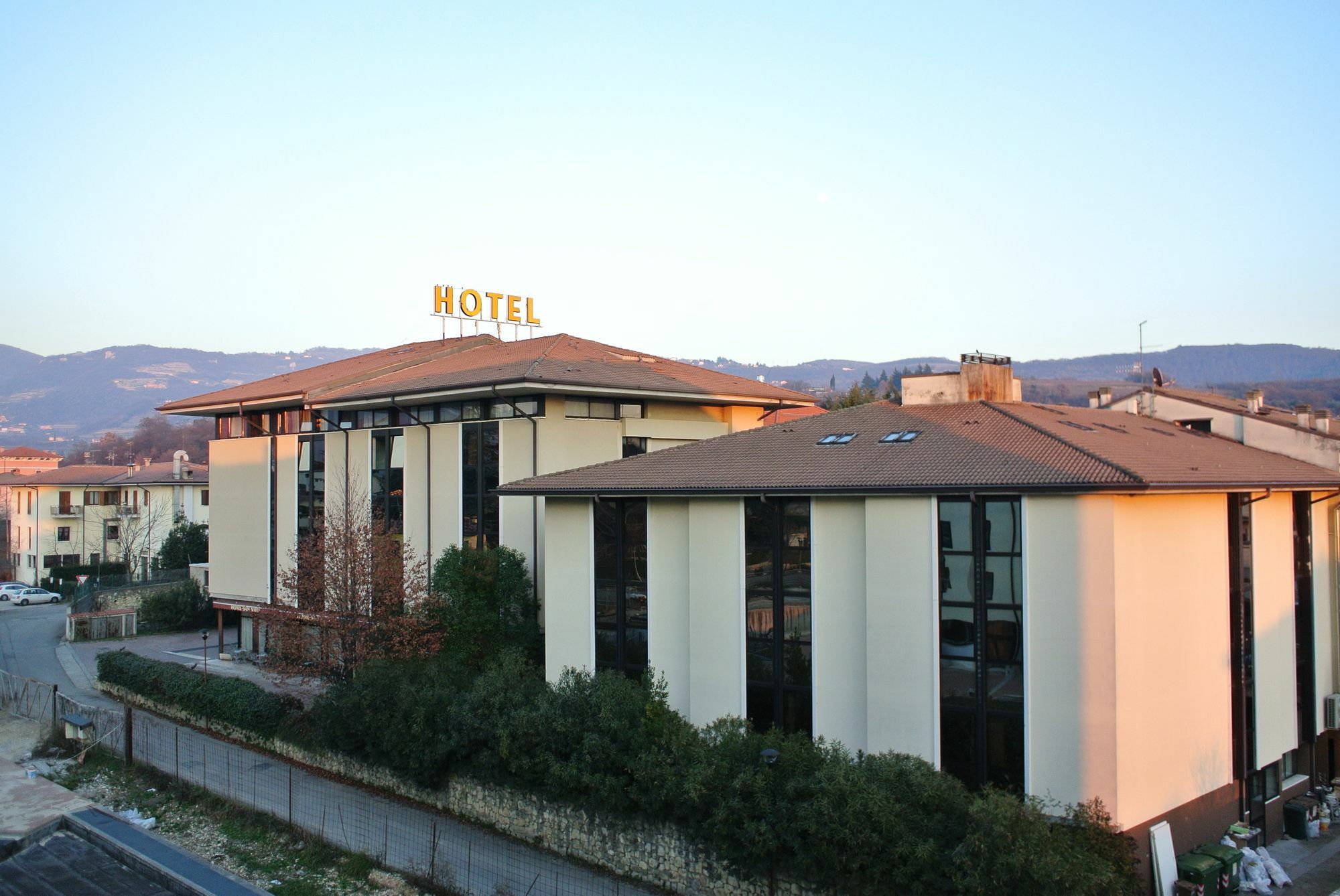 Hotel San Vito Negrar Exteriör bild
